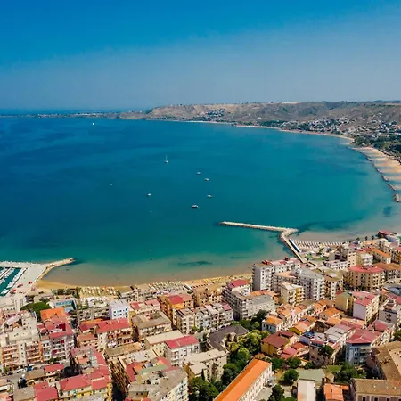 Casa Indipendente Free Parking - Wi-fi - Netflix Apartment Crotone