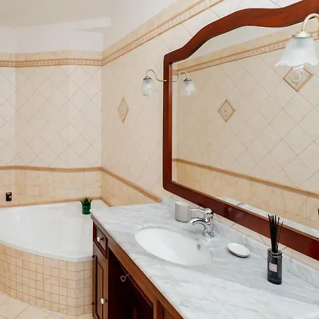 Casa Indipendente Free Parking - Wi-fi - Netflix Apartment Crotone