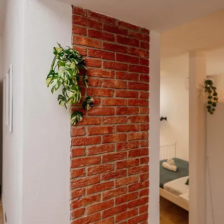 Casa Indipendente Free Parking - Wi-fi - Netflix Apartment