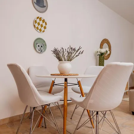 Casa Indipendente Free Parking - Wi-fi - Netflix Apartment