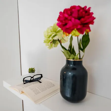 Casa Indipendente Free Parking - Wi-fi - Netflix Apartment *